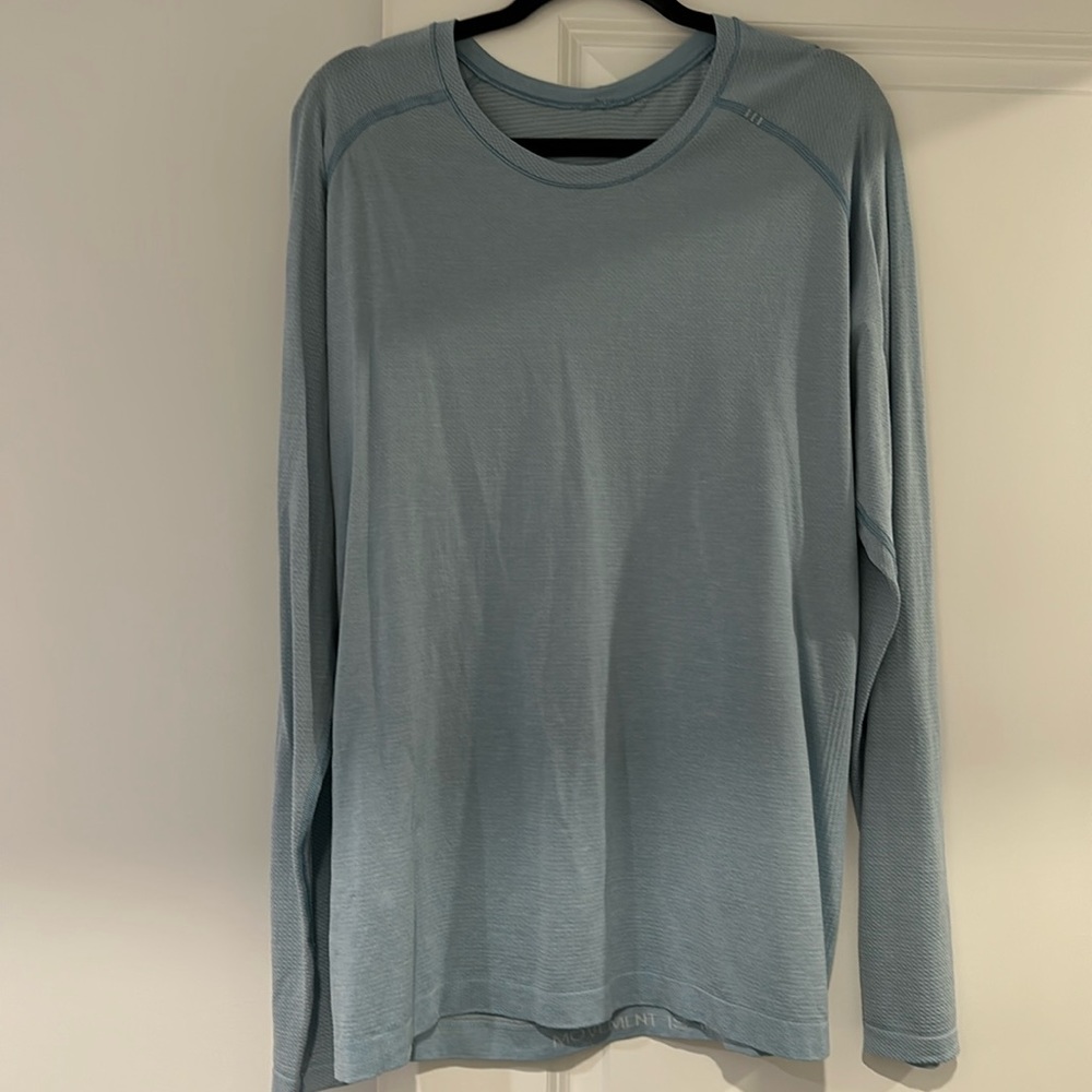 Lululemon Men’s Metal Vent Long Sleeve Shirt 2.0 Breeze Blue L